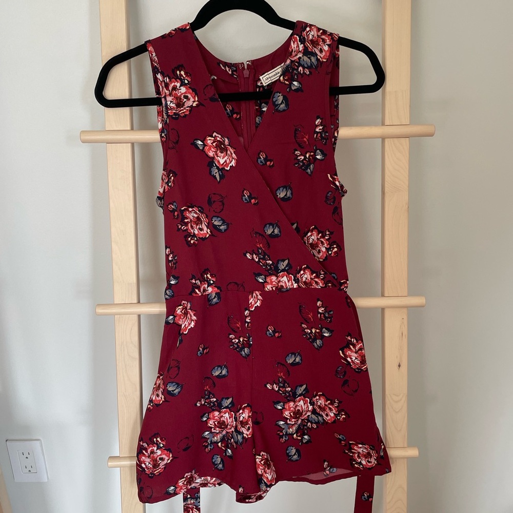 Abercrombie belted romper size 2